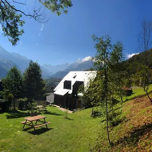 Appartement Dans Avec Jardin, Vue Montagne France